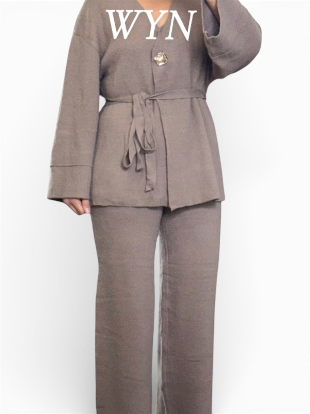 Ensemble Maille Chaud & Élégant – Pantalon & Gilet Ceinturé