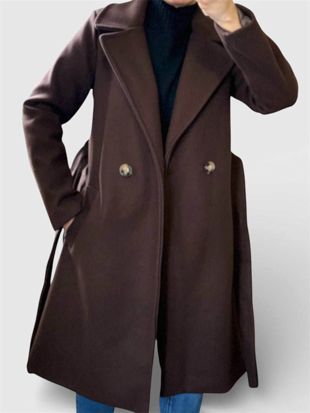 Manteau Laine Mi-Long – Double Boutonnage ￼