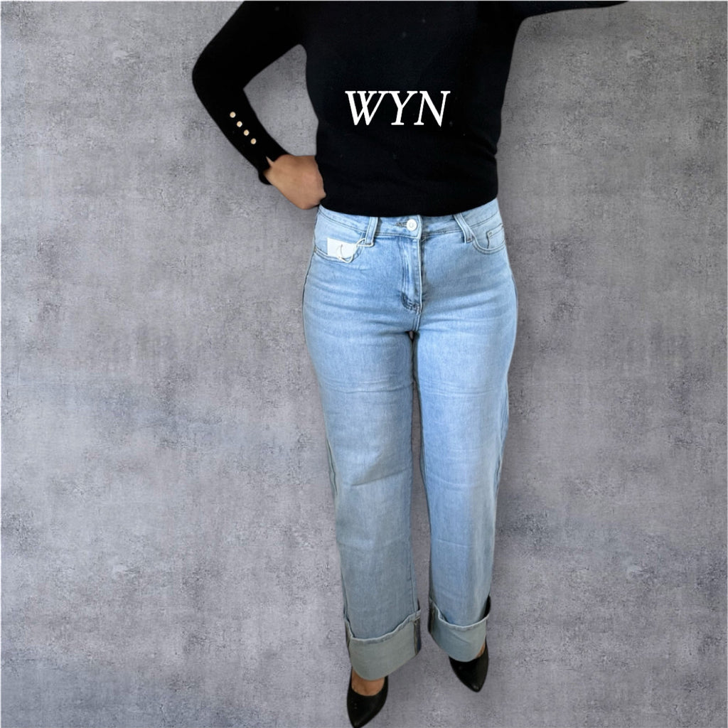 Jean Droit Taille Haute – Revers & Style Moderne