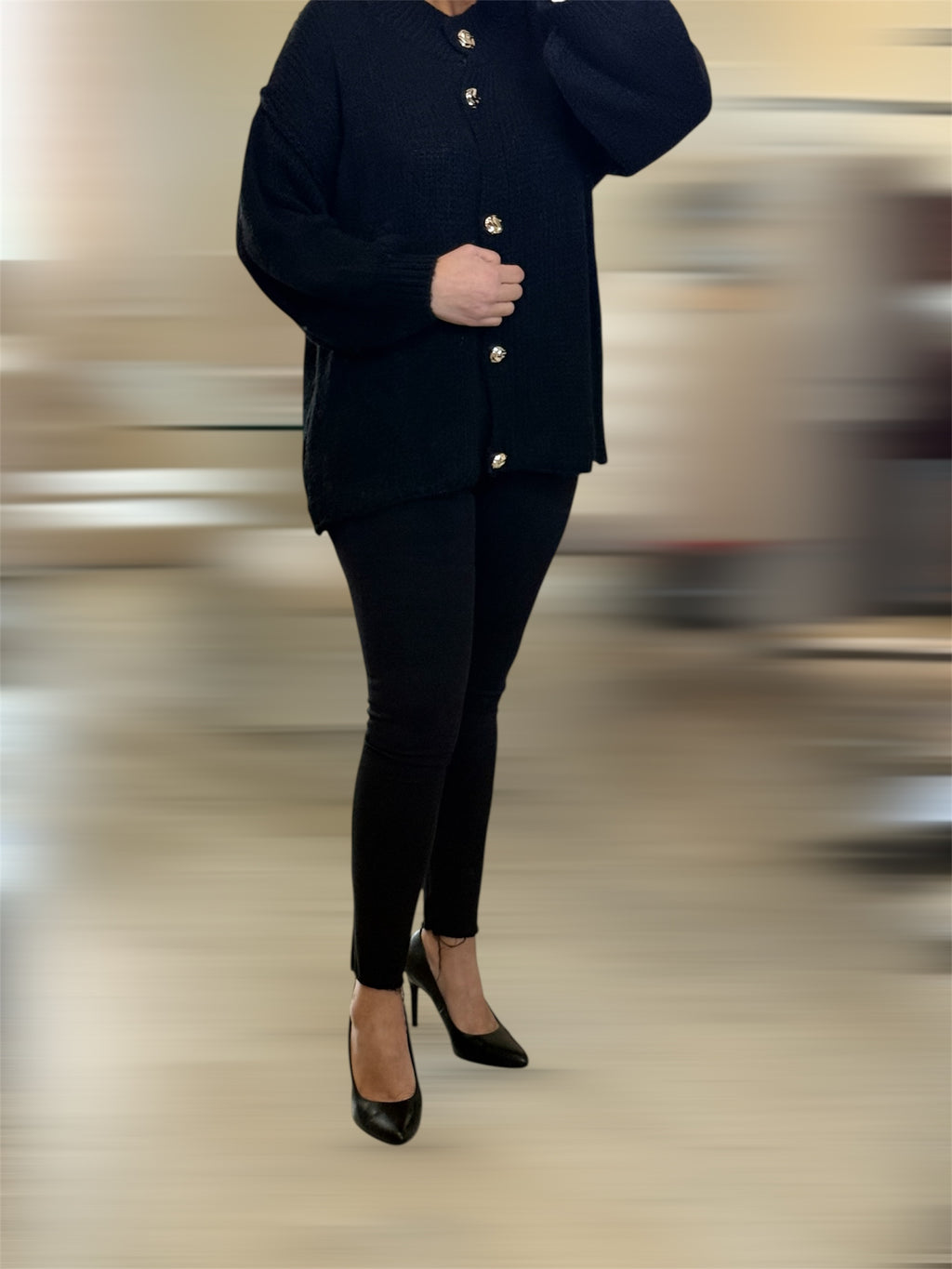 Cardigan Oversize – Manches Bouffantes & Boutons